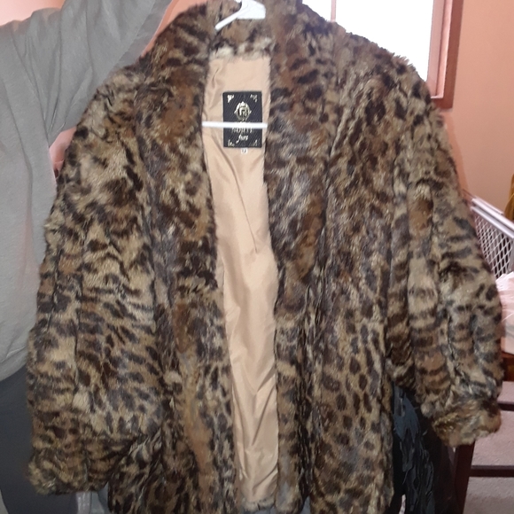 Vintage Polo NorteRabbit Fur Coat